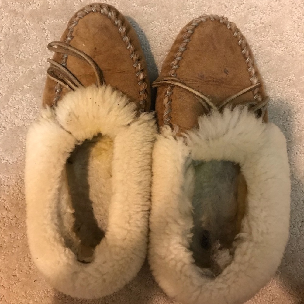 LL BEAN SLIPPERS